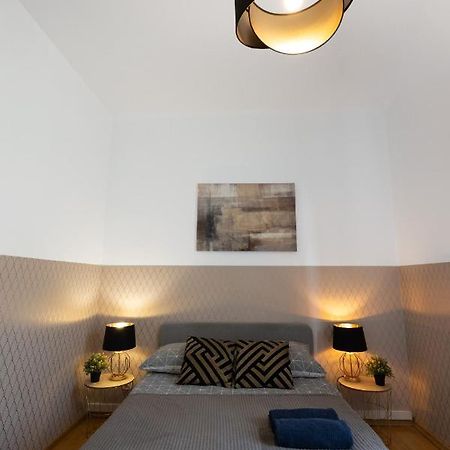 Clicktheflat Aleje Niepodleglosci Center Apart Rooms Warsaw Exterior photo